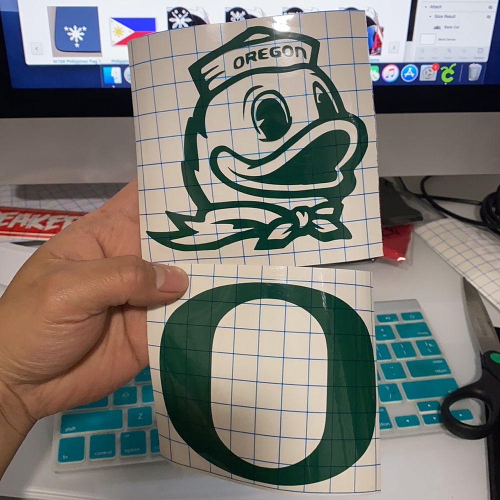 oregon ducks decal stickers size 4x4" 2pcs